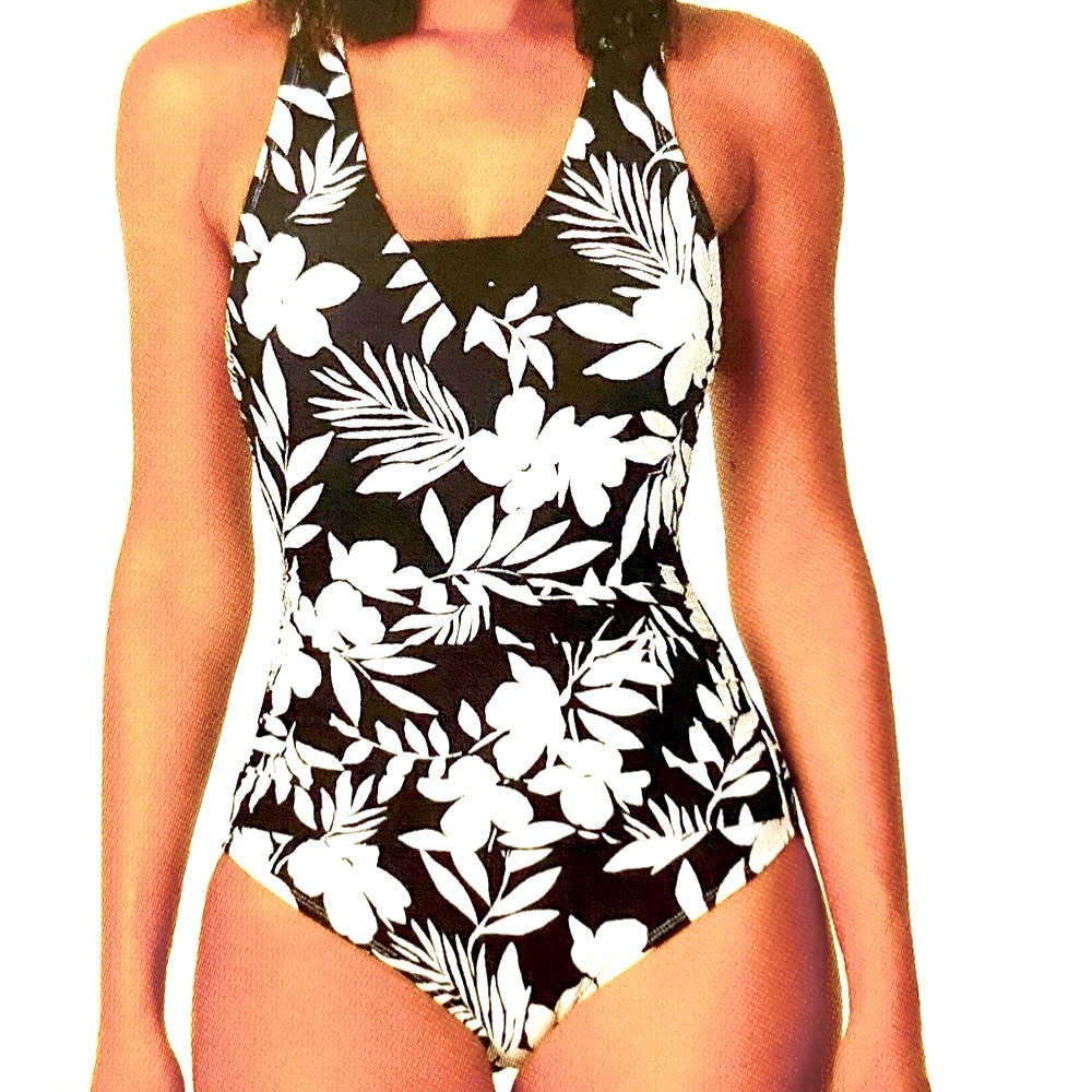 - LANDS’ END New Bathing Suit sz Small